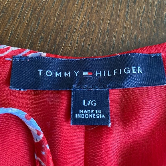 Tommy Hilfiger Sheer Red Floral Blouse Size Large - Picture 5 of 9